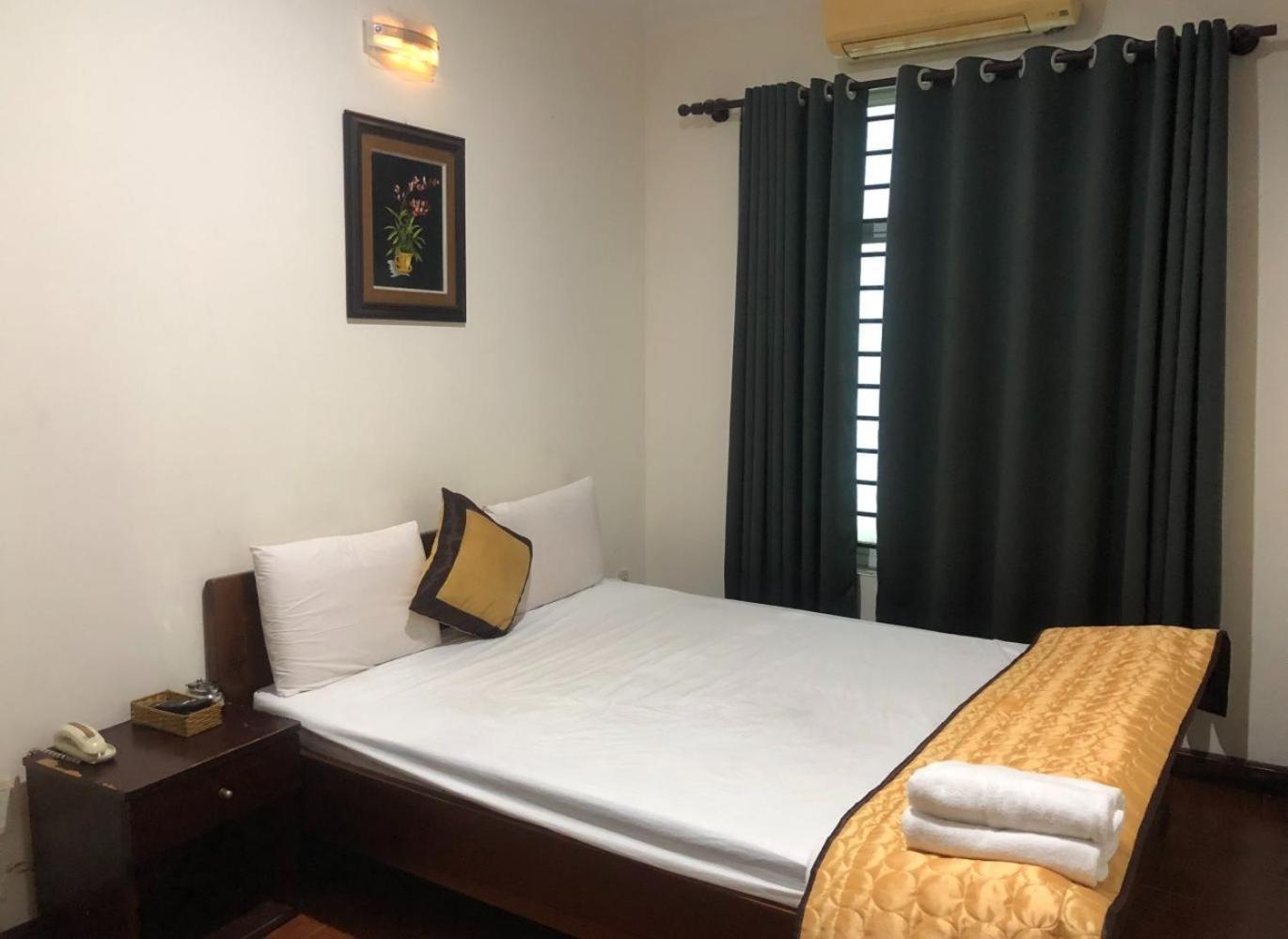 Hotel Khach San Son Ho Chi Minh City